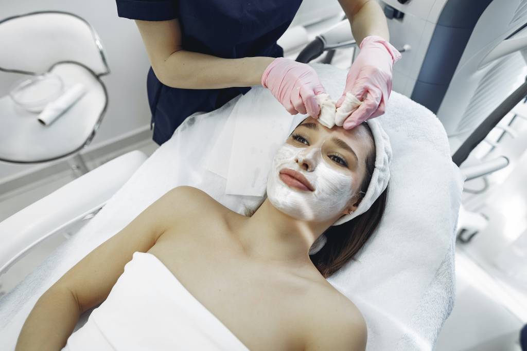 chemical peel facial dermaplaning microdermabrasion medical spa aesthetics oxford